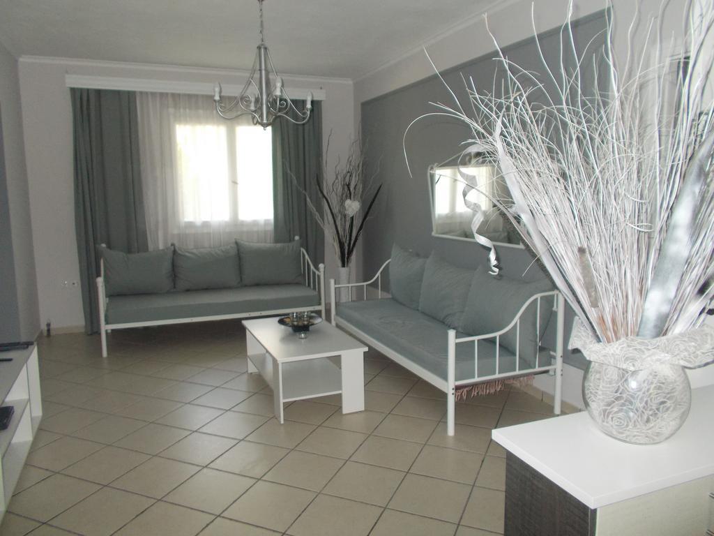 Iris Apartments Apolpaina المظهر الخارجي الصورة